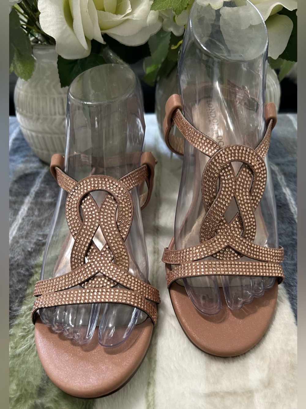 NEW London Fog Collection Women's Rose Gold Rhinestone Strappy Sandals, Size 6.5